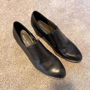 Tamaris black slide on wedge bootie size 40